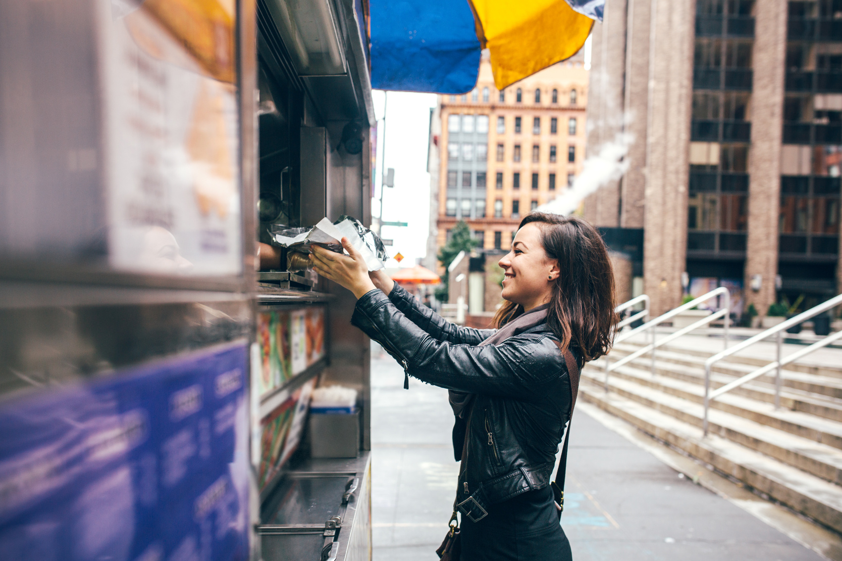 New York Food Cart Customer